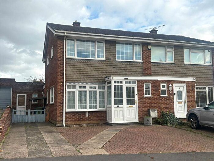 3 Bedroom Semi-Detached House To Rent In Cambrian Road, Farnborough, Hampshire, GU14