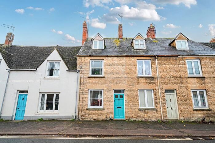 3 Bedroom Terraced House For Sale In Witney, Oxfordshire, OX28
