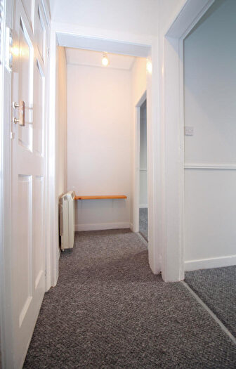 1 Bedroom Flat To Rent In Downfield Place, Edinburgh, EH11
