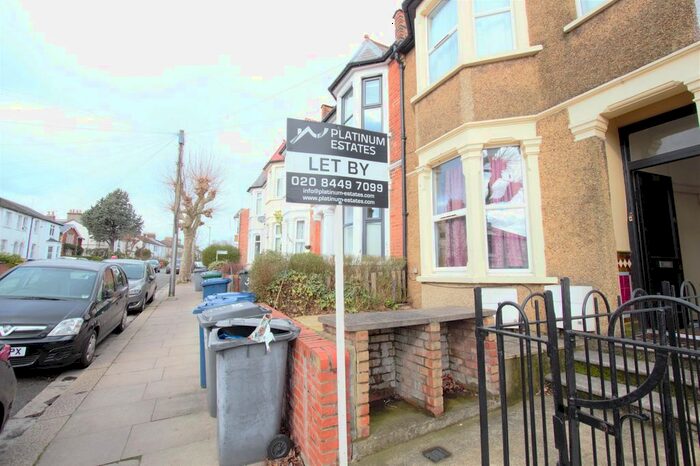1 Bedroom Flat To Rent In Long Lane, Finchley N2