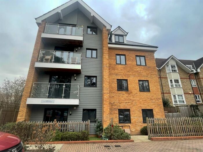2 Bedroom Flat To Rent In London Road, Maidstone, Kent, ME16
