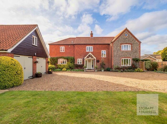5 Bedroom Detached House For Sale In Corofin, Cross Road, Swanton Abbott, Norfolk, NR10