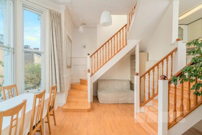 2 Bedroom Apartment To Rent In South Hill Park, Hampstead, NW3