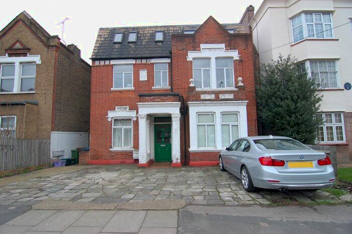 1 Bedroom Flat To Rent In Worple Road, London, SW20