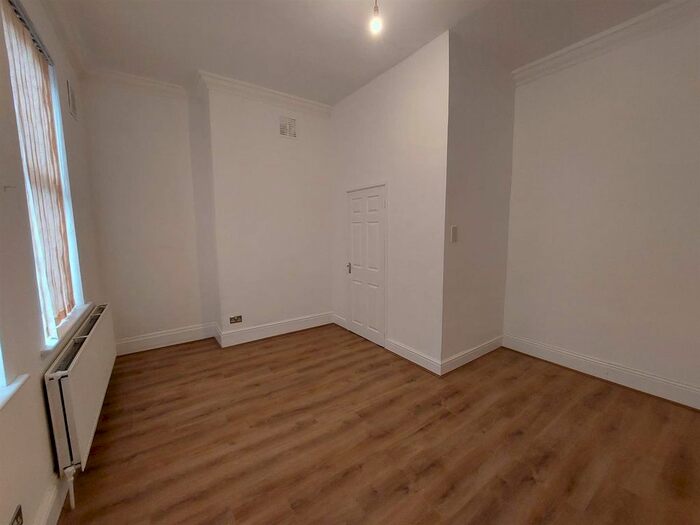1 Bedroom Flat To Rent In City Road, Edgbaston, Birmingham, B16