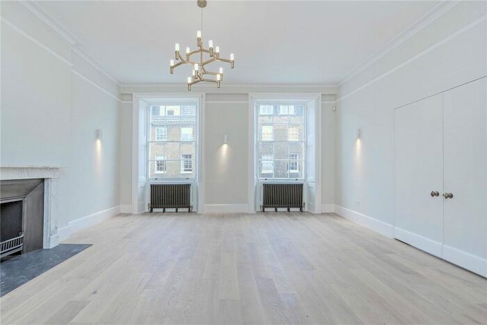 1 Bedroom Flat To Rent In Harley Street, Marylebone, London W1G