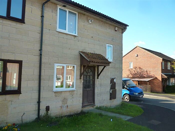 2 Bedroom House To Rent In Rockstowes Way, Bristol, BS10