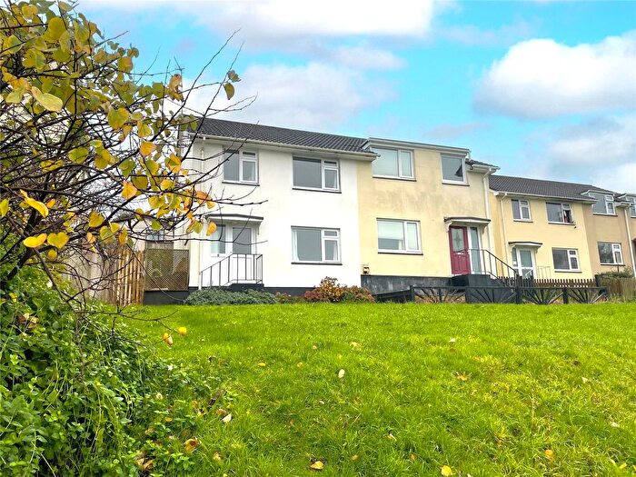 3 Bedroom Semi-detached House For Sale In Anderton Rise, Millbrook, PL10