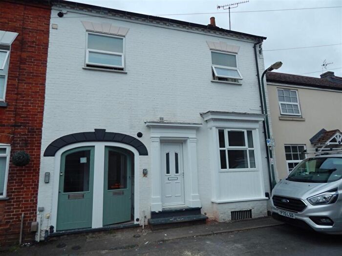 1 Bedroom Flat To Rent In Marble Alley, Studley, B80