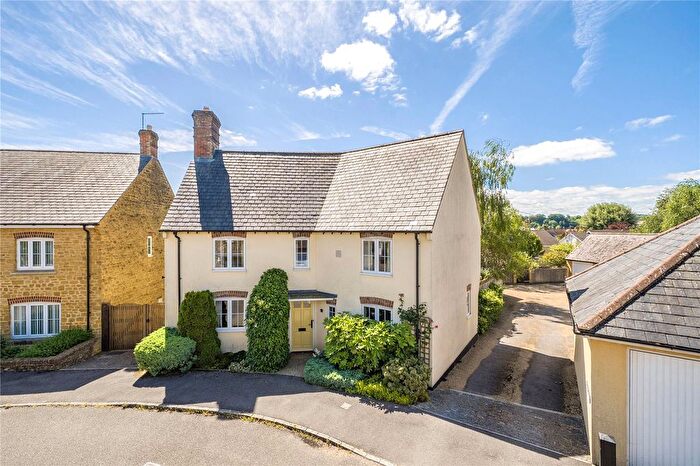 3 Bedroom Detached House For Sale In Dunstan Street, Sherborne, DT9