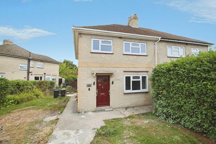 3 Bedroom Semi Detached House To Rent In Larchwood Drive, Englefield Green, Egham, Surrey, TW20