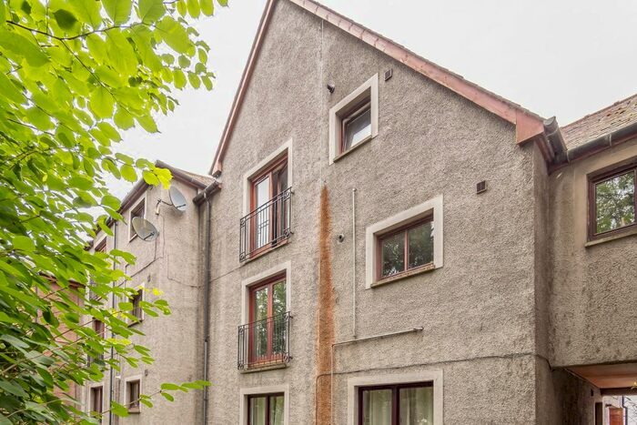 2 Bedroom Flat To Rent In Riverside Court, Blairgowrie, PH10