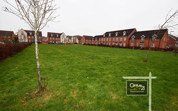 2 Bedroom Coach House To Rent In |Ref: |, Conduct Gardens, Eastleigh, SO50