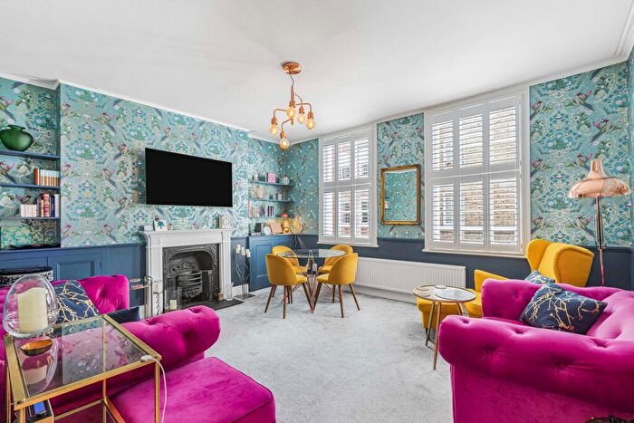 2 Bedroom Apartment For Sale In Paget Street, Clerkenwell, London, EC1V