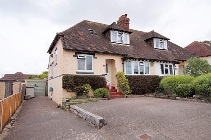 3 Bedroom Semi-Detached Bungalow For Sale In Portobello Grove, Portchester, PO16