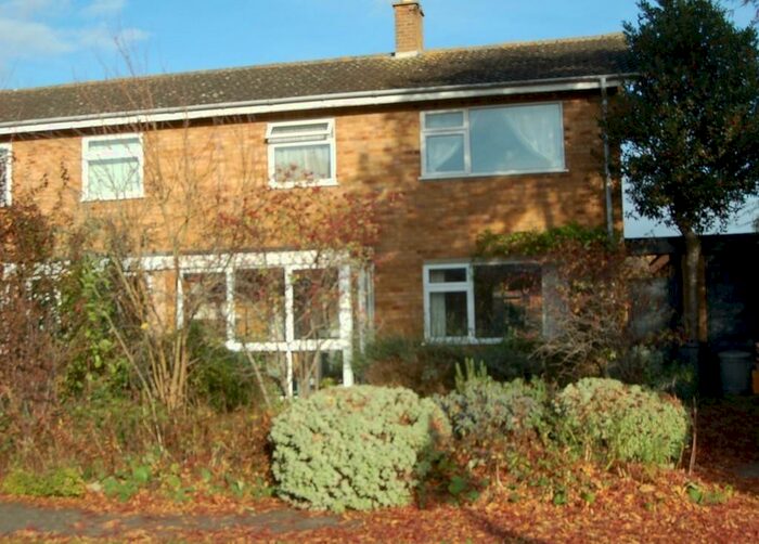 3 Bedroom Semi-Detached House For Sale In Clifton Wood, Holbrook, Ipswich, IP9