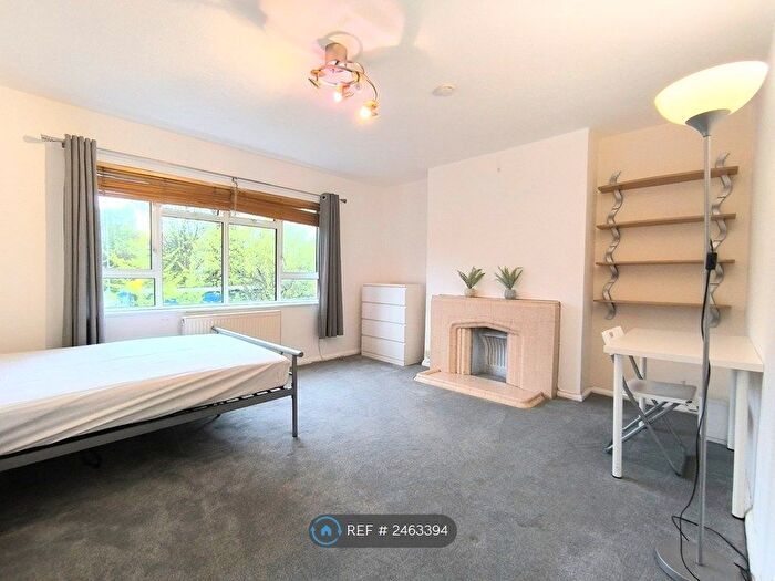 2 Bedroom Flat To Rent In Greystoke Gardens, London, W5
