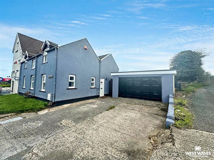 4 Bedroom Semi-Detached House For Sale In Pentlepoir, Saundersfoot, SA69