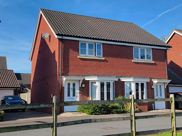 2 Bedroom Semi Detached House For Sale In Valley View Drive, Great Blakenham, Ipswich, Suffolk, IP6