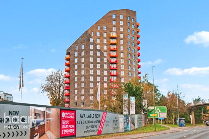 1 Bedroom Apartment For Sale In Guinevere Point, Maidstone, ME14