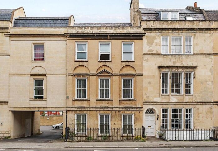 2 Bedroom Apartment For Sale In Bathwick Street, Bath, Somerset, BA2