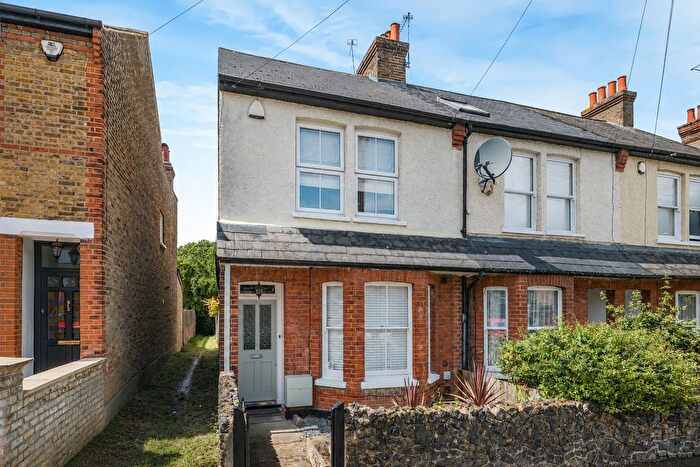 3 Bedroom End Terrace House For Sale In Northcote Road, Sidcup, DA14