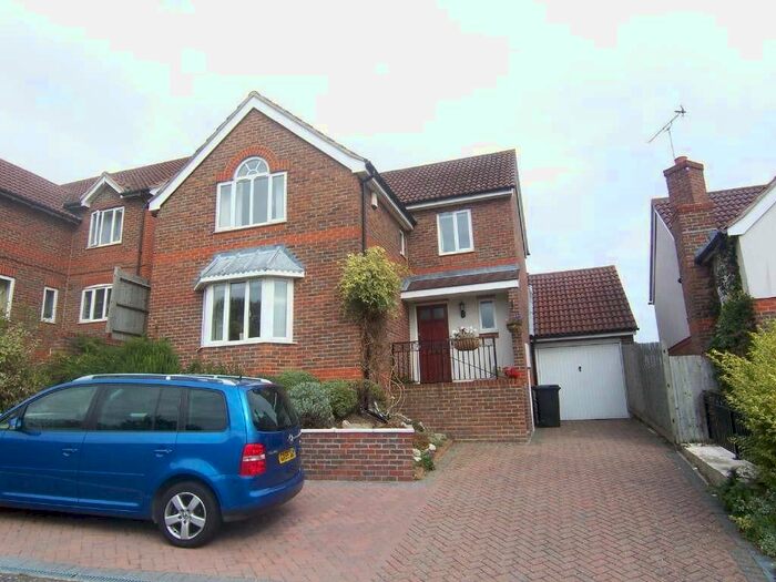 4 Bedroom Detached House To Rent In St. Margaret Drive, Epsom KT18