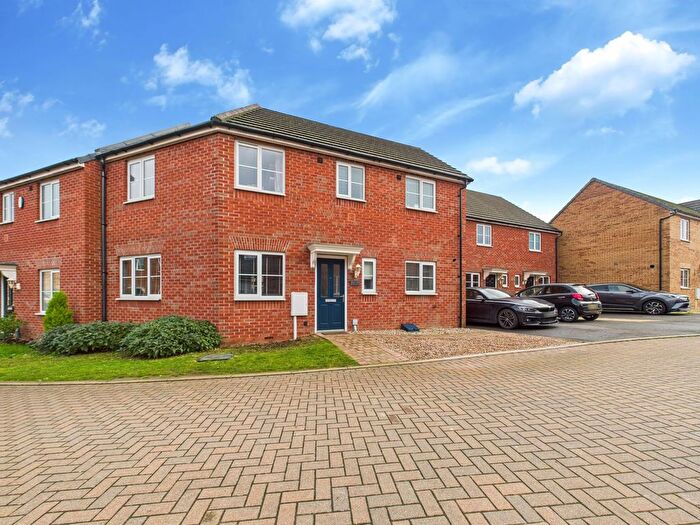 3 Bedroom Semi-Detached House For Sale In Tilman Drive, Hempsted, Peterborough, PE7