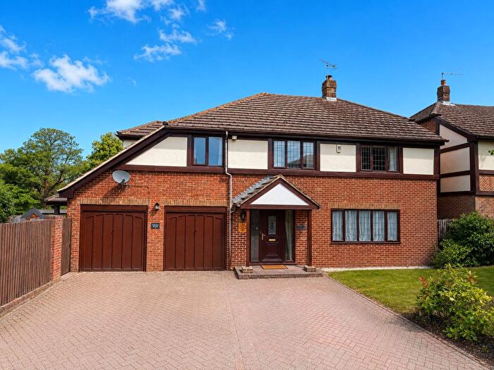 4 Bedroom Detached House For Sale In Boys Hall Road, Willesborough, Ashford, TN24
