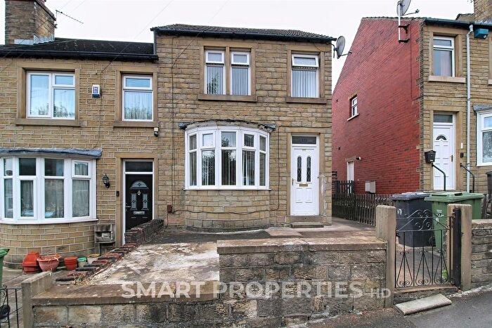 3 Bedroom End Terrace House To Rent In Springdale Street, Huddersfield, HD1