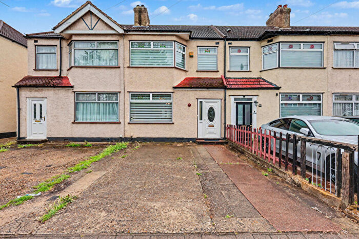 3 Bedroom House For Sale In Ordnance Road, Enfield, EN3