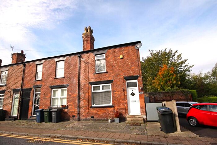 2 Bedroom End Of Terrace House For Sale In Railway Approach, Ormskirk, L39