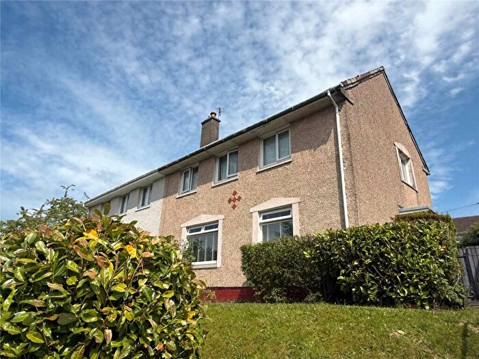 4 Bedroom Semi-Detached House For Sale In Rosslyn Avenue, East Mains, East Kilbride, South Lanarkshire, G74