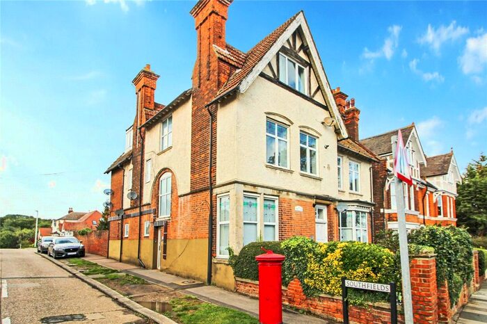 1 Bedroom Flat To Rent In Maidstone Road, Rochester, Kent, ME1
