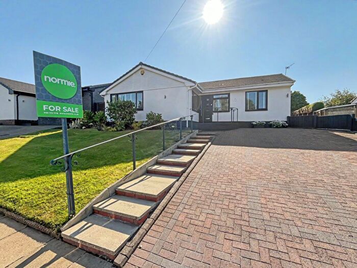 4 Bedroom Detached House For Sale In Bloomfield Drive, Bury, BL9