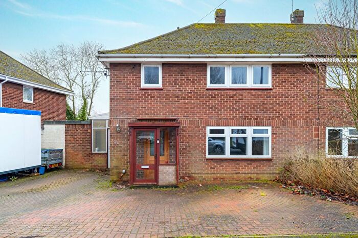 3 Bedroom Semi Detached House For Sale In Whiteley Crescent, Bletchley, Milton Keynes, MK3