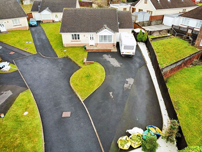 3 Bedroom Bungalow For Sale In Glanbran Close, Birchgrove, Swansea, SA7