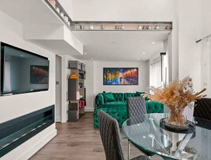 2 Bedroom Flat For Sale In Building, Woolwich Riverside, London, SE18