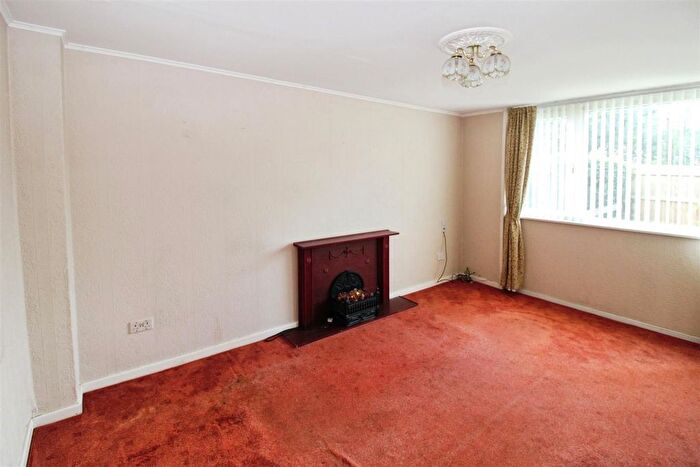 2 Bedroom End Terrace House For Sale In Bisley Grove, Bransholme, Hull, HU7