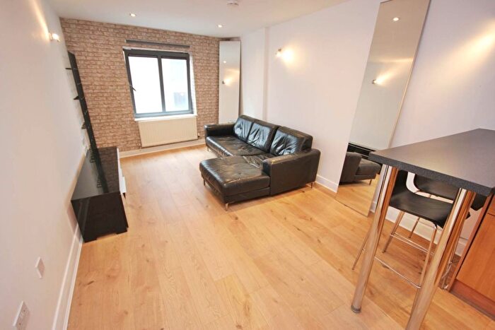1 Bedroom Flat To Rent In Ellesmere Street, Manchester, M15