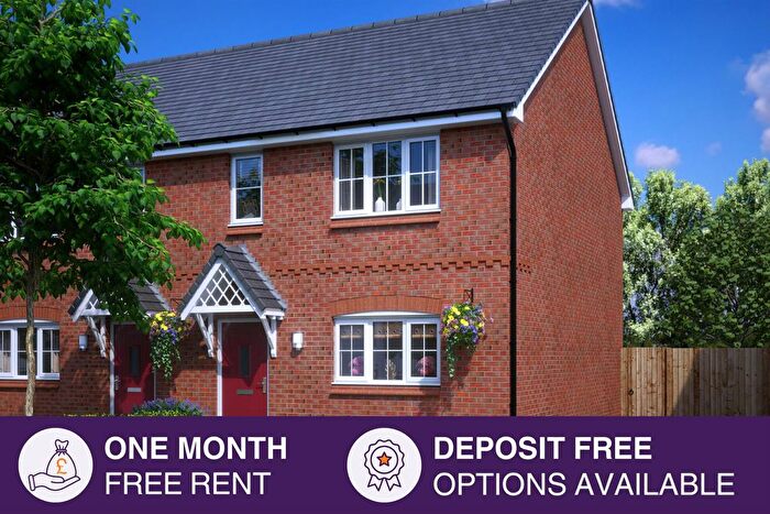 3 Bedroom Semi-Detached House To Rent In Tulip Avenue, Dudley, DY3