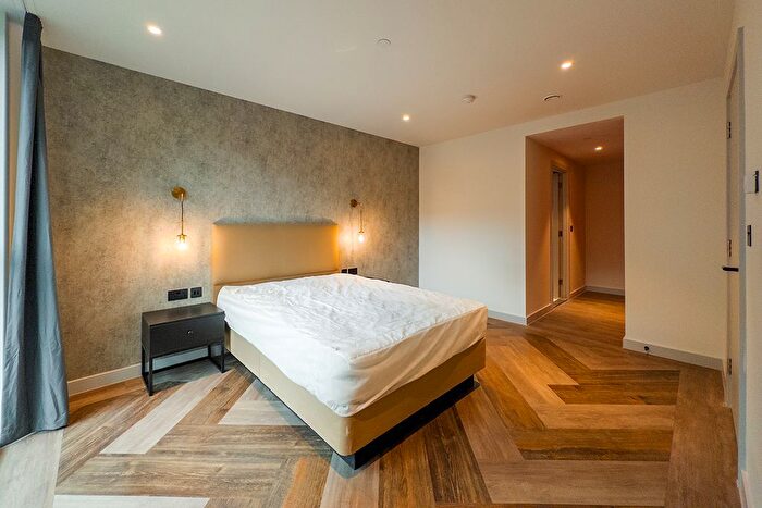 2 Bedroom Flat To Rent In Ancoats Gardens, Bendix Way, Manchester, M4