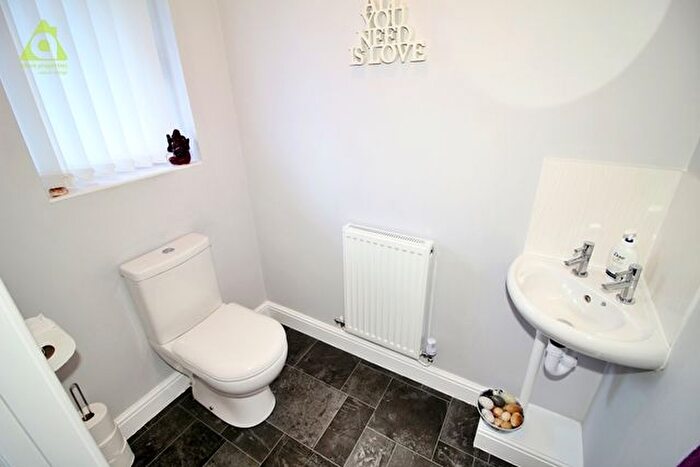 3 Bedroom Detached House For Sale In Pelham Grove, Hindley, WN2