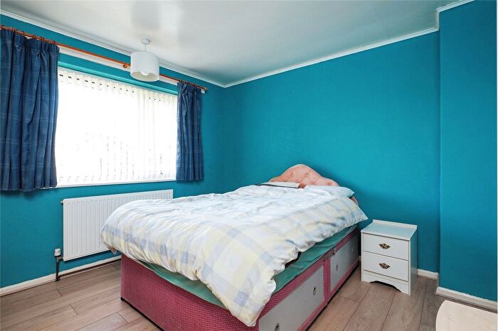 3 Bedroom End Of Terrace House For Sale In Green Lane, Clifton, Nottingham, NG11
