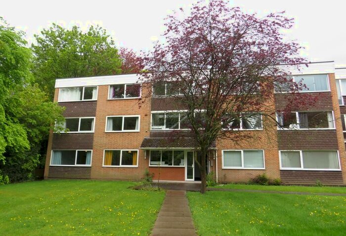 2 Bedroom Flat To Rent In Kingston Court Lichfield Road, Sutton Coldfield, B74