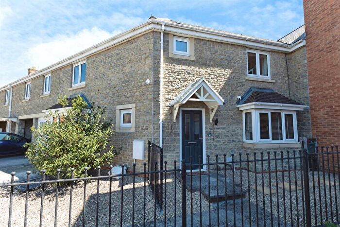 3 Bedroom Terraced House For Sale In Abbey Gardens, Weston-Super-Mare, BS24