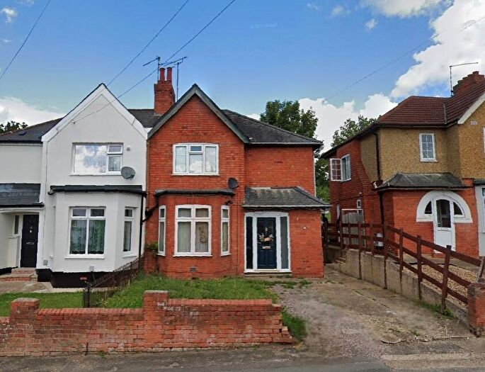 3 Bedroom Semi-Detached House For Sale In Kingsland Avenue, Kingsthorpe, NN2