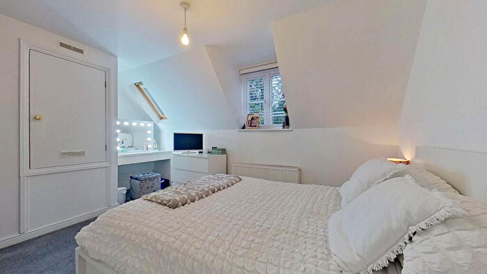 2 Bedroom Maisonette For Sale In Sycamore Grange, Ramsgate, CT11