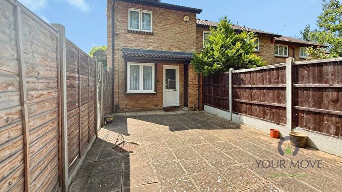 1 Bedroom End Of Terrace House To Rent In Haldane Road, London, SE28