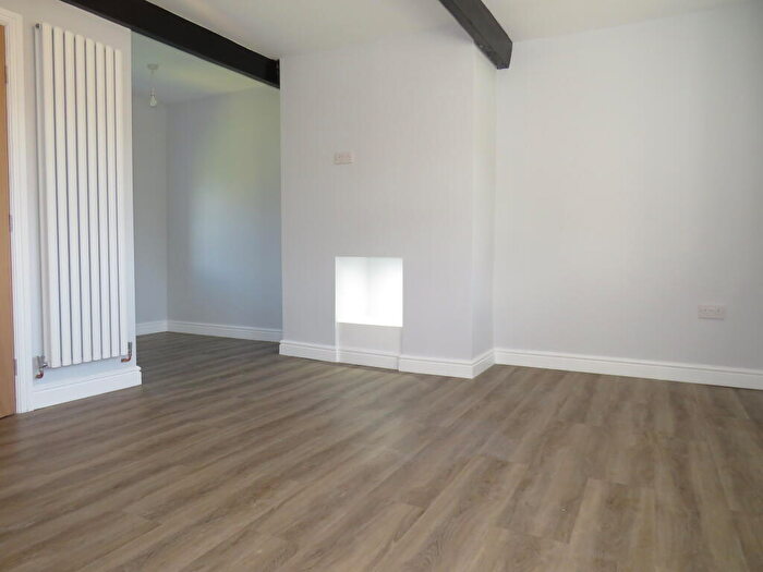 2 Bedroom Cottage To Rent In Prospect Street, Thornton, Bradford, BD13